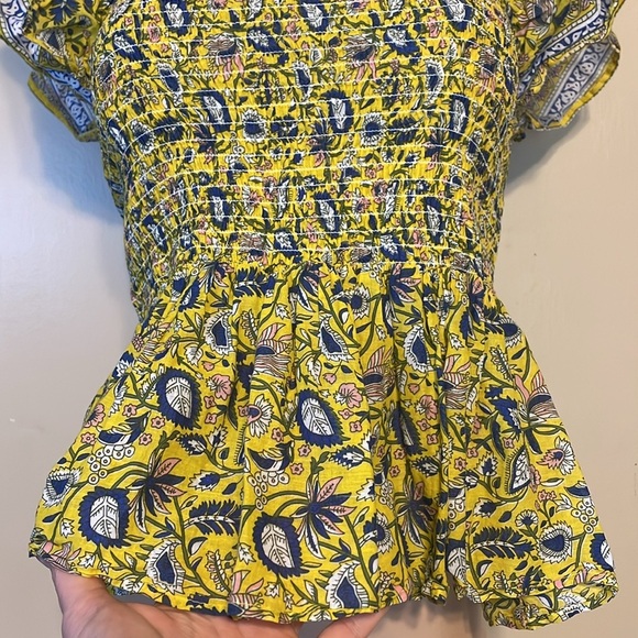 Jennifer & Grace women’s medium top blouse Floral Yellow blue white peplum - Picture 4 of 8